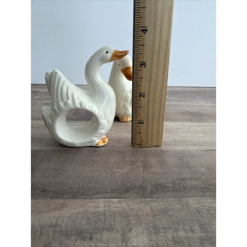 Pair Of Duck Goose Ceramic Porcelain Napkin Rings Takahashi Japan